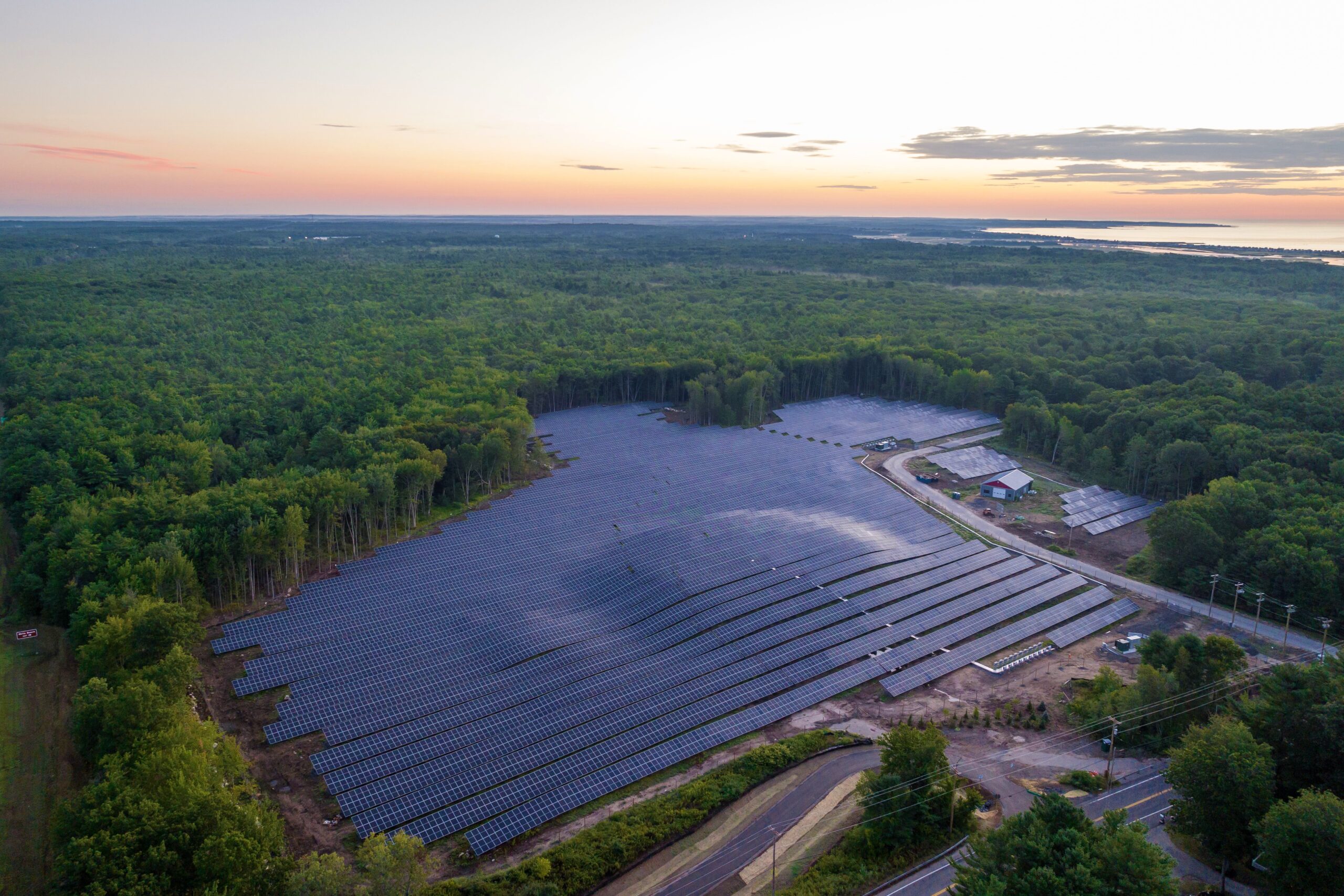 TITAN-Duo-Ground-Screw-Solar-Racking-APA-Maine-1-scaled